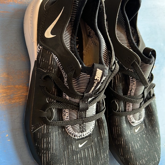 Nike Running Flex shoes size 5 - Picture 2 of 3